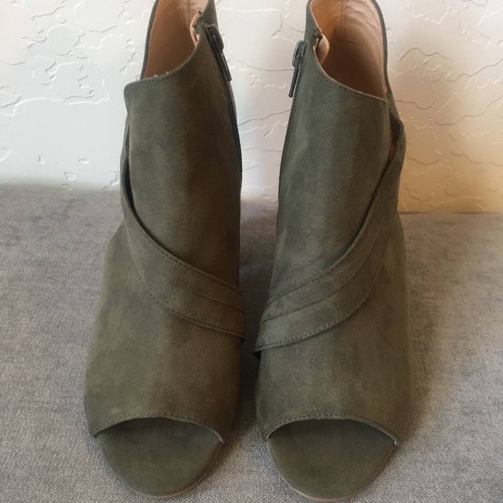 Open toe ankle boots